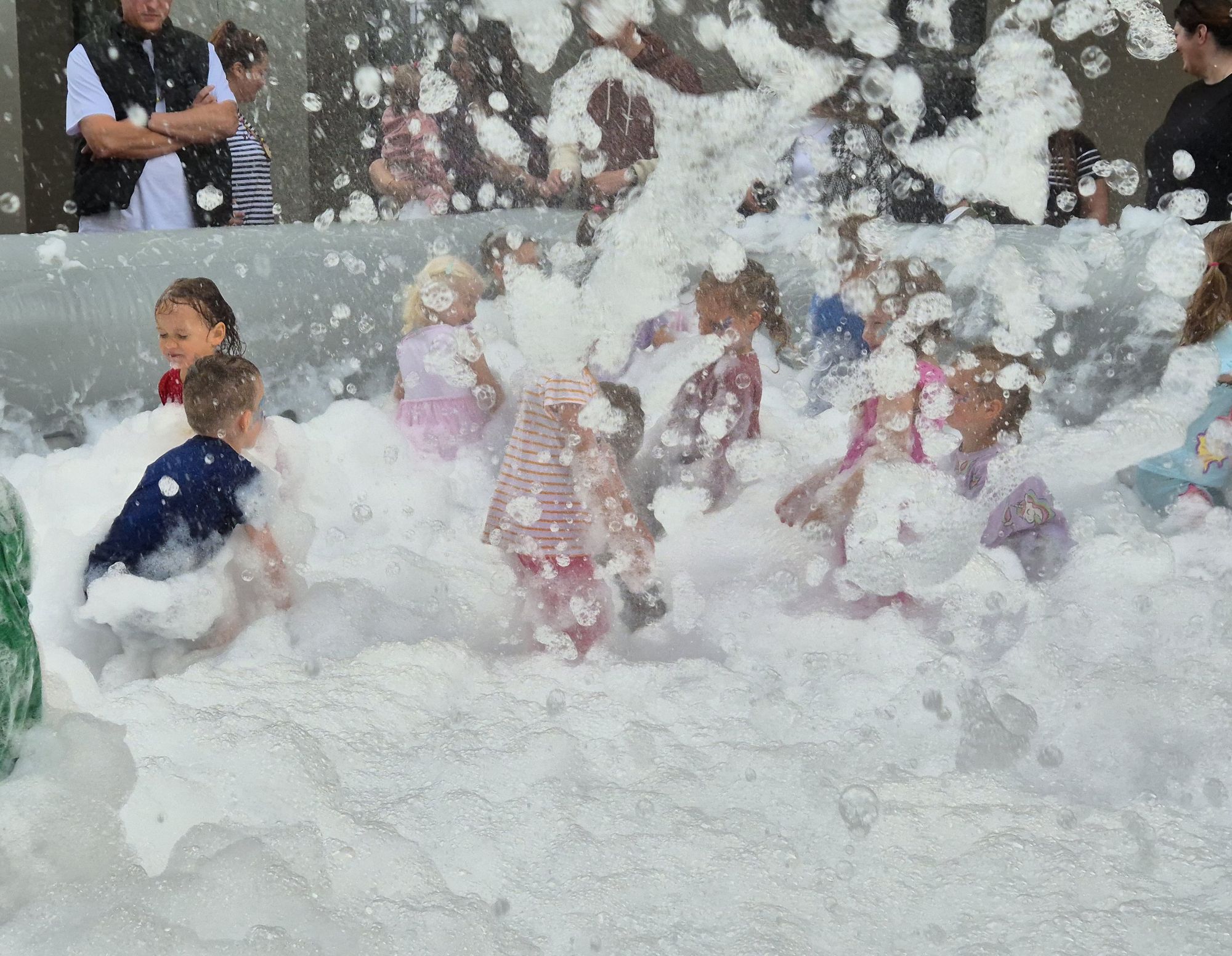 Pripučiamas baseinas putų vakarėliams - Image 6